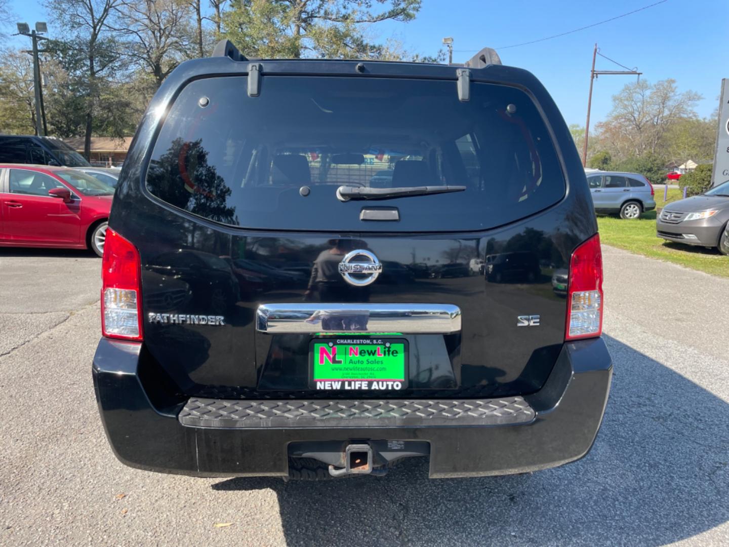 2007 BLACK NISSAN PATHFINDER S (5N1AR18U97C) with an 4.0L engine, Automatic transmission, located at 5103 Dorchester Rd., Charleston, SC, 29418-5607, (843) 767-1122, 36.245171, -115.228050 - Photo#5